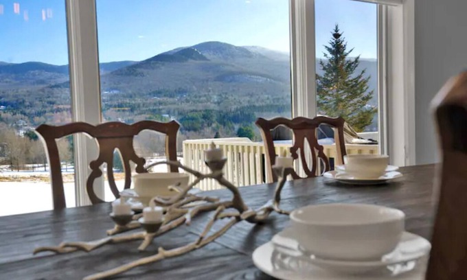 Stowe Hollow Casa | Spacious Mtn Getaway, Breathtaking Views, 5 Min to Town