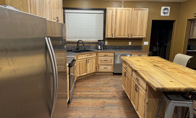 East Glacier Park Village Casa | Spacious New Listing Centrally Located to Explore Glacier Park
