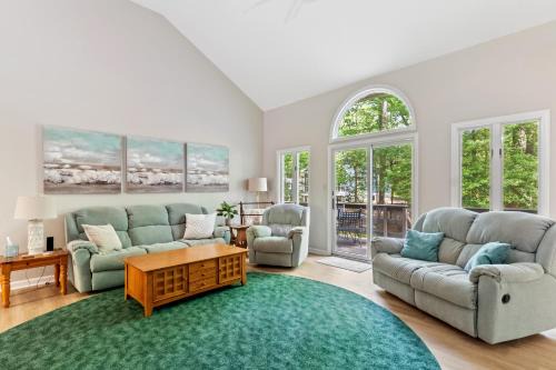 Ocean Pines Casa | Spacious Ocean Pines Home Perfect for Family Gatherings