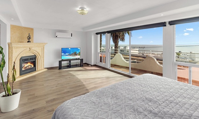 Playas de Tijuana Casa | Spacious Oceanview Villa – Near Rosarito, Gated, Patios, Fire Pit & BBQ!