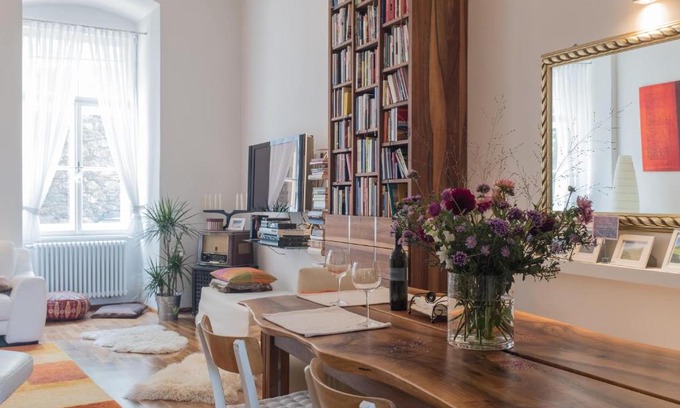 Altstadtviertel Apartamento | Spacious old town luxury apartment