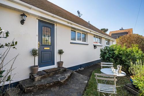 Barnstaple Apartamento | Spacious one bed apartment in a quiet leafy close.