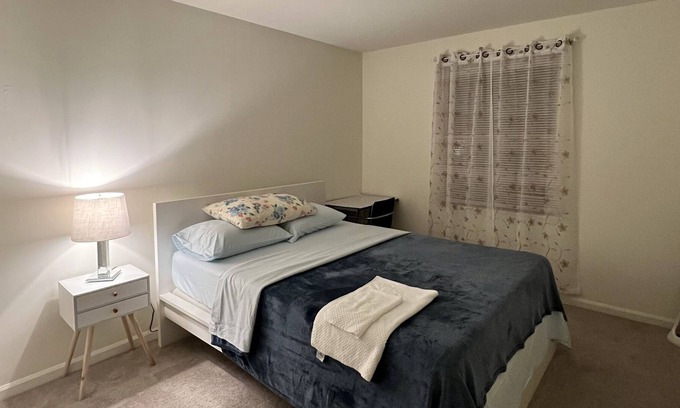 Norristown Casa | Spacious One Bed One Bath in a Condo