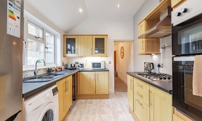 Sittingbourne Casa | Spacious One Room in shared house - Sittingbourne