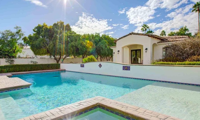 Camelback Country Estates Casa | Increíble ubicación, espacioso, acogedor, piscina y jacuzzi, estilo de vida de centro turístico, ENORME