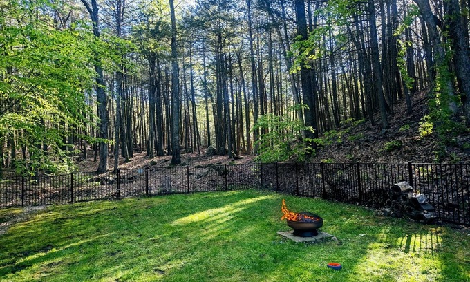 Nottingham Casa | Spacious Pawtuckaway Getaway