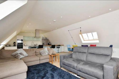 Salisbury Apartamento | Spacious penthouse with great views of the Cathedral