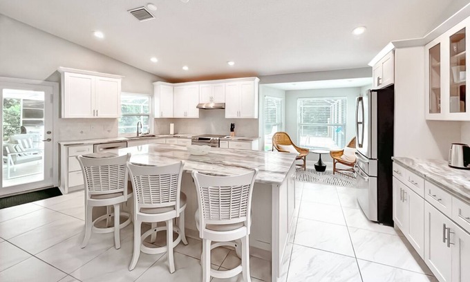 River Crossing Casa | Spacious Pool Home w/ Washer & Dryer Near Golf Course and Nature Park w/ Trails