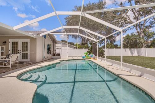 Citrus Park Casa | Spacious Pool Paradise with Fenced Yard in Tampa!