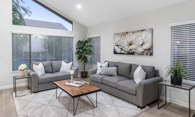 Northwood Casa | Spacious & Private 4 Bed Home in Northwood, Irvine