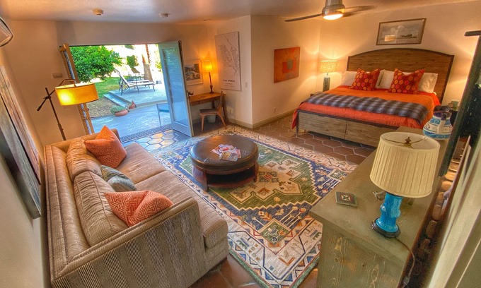 El Mirador Casa | Spacious, private, deluxe guest house; big yard, easy walk downtown