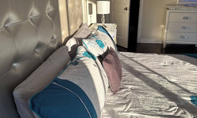 Brampton Casa | Spacious, Private Family Friendly 2 Bedroom Home