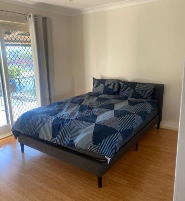 Greenacre Casa | Spacious Queen Room with Private Balcony - GA4