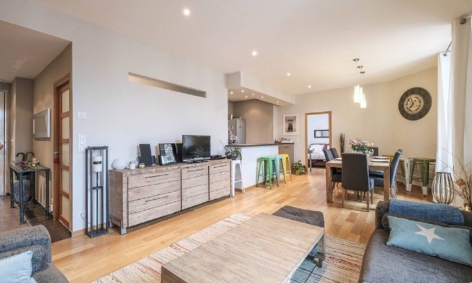 Carnot Apartamento | Amplio, tranquilo y soleado apartamento cerca del Palais des Festivals y de la Croisette