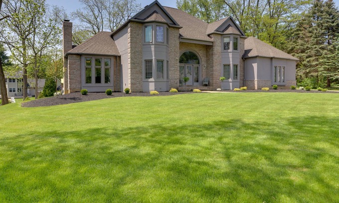 Amherst Casa | Spacious Refuge w/ Private Pool & Outdoor Bar!