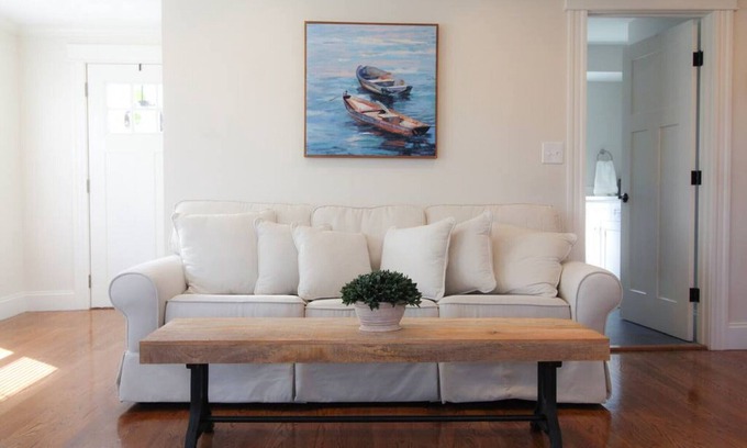 Somerville Condominio | Spacious Renovated Home Minutes to City w/Parking