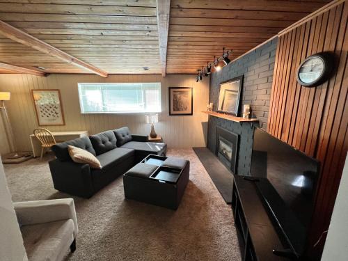 Esperance Casa | Spacious Retreat w/Hot Tub. Perfect for Families