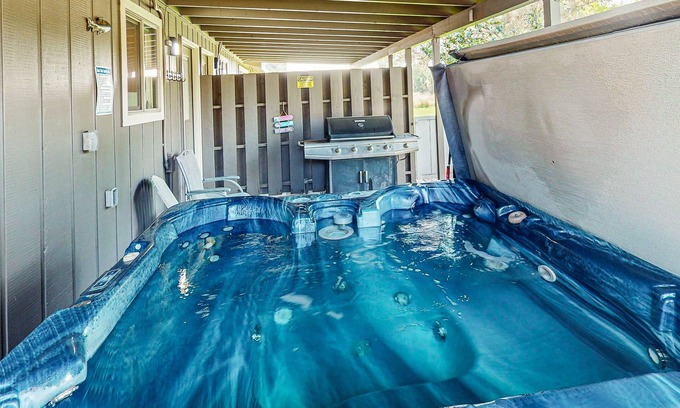 Southeast Bend Casa | Spacious retreat with private hot tub, dog-friendly, arcade