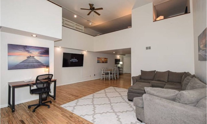 Racine Casa | Spacious second floor loft in Downtown Racine