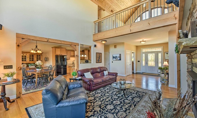 Seneca Casa | Spacious Seneca House ~ 7 Mi to Lake Keowee!