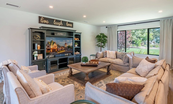 Solvang Casa | Spacious Serenity in Solvang
