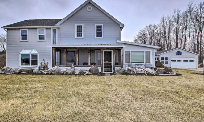 Sheboygan Casa | Spacious Sheboygan Home w/ Grill & Fire Pit!