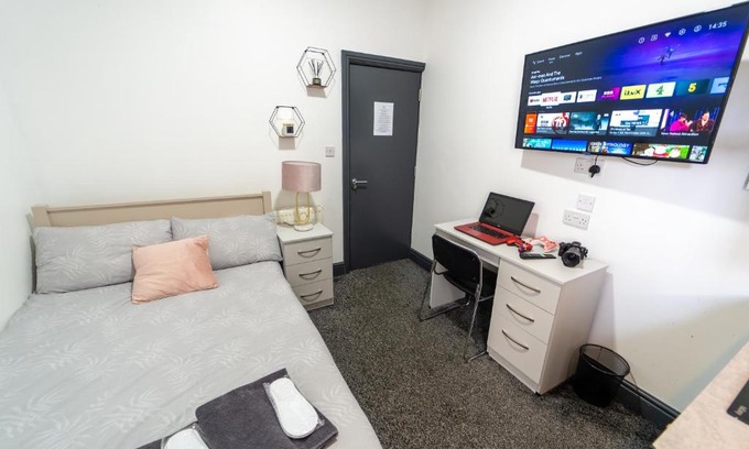 Selly Oak Apartamento | Spacious studio near city centre!