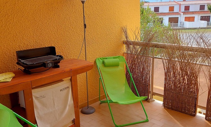 Port-la-Nouvelle Apartamento | Spacious T2 close to the beach and shops