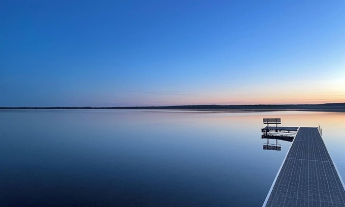 Crandon Cabaña | Spacious, three bedroom cottage on beautiful Lake Metonga.
