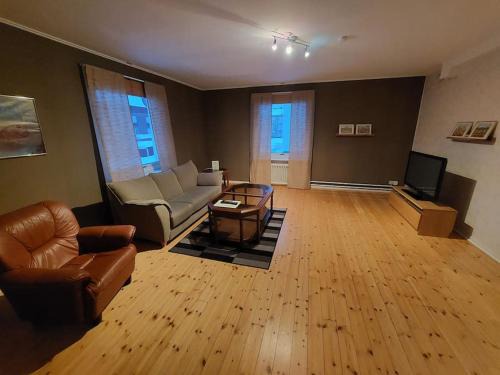 Lulea Apartamento | Spacious three-room apartment with balcony