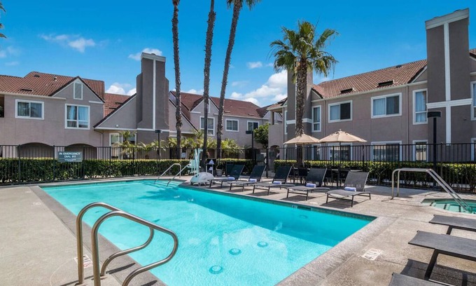 Downtown Village Casa | Spacious Three 2BR Units w/ Kitchens! w/ Onsite Pool, BBQ & Sports Facility!