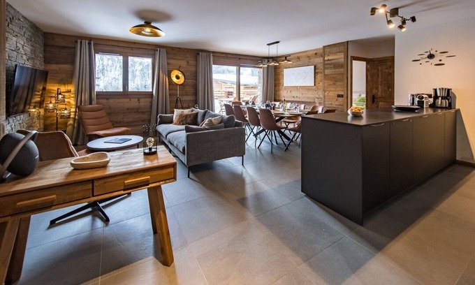 Saint-Sorlin-d'Arves Apartamento | Spacious top of the range flat in the heart of the village with sauna