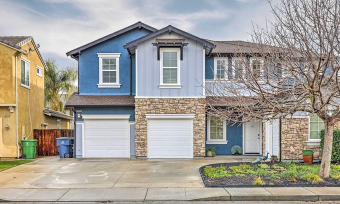 Tracy Casa | Spacious Tracy Home w/ Fenced Backyard!