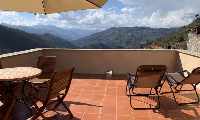 Benabbio Casa | Amplia casa toscana con gran terraza en la azotea