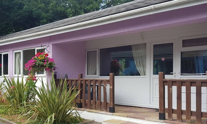 Saundersfoot Chalet De Esquí | 2 bedroom accommodation in Saundersfoot, Pembrokeshire