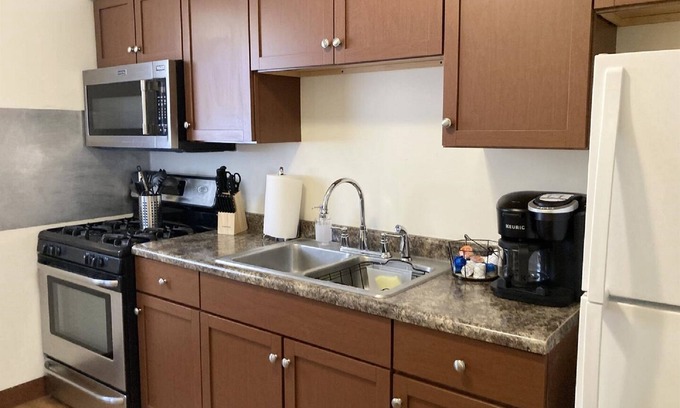 Normal Apartamento | Spacious Updated 1 Bedroom Apartment