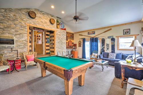 Ellicottville Casa | Spacious Victorian Home quarter Mi to Holiday Valley!
