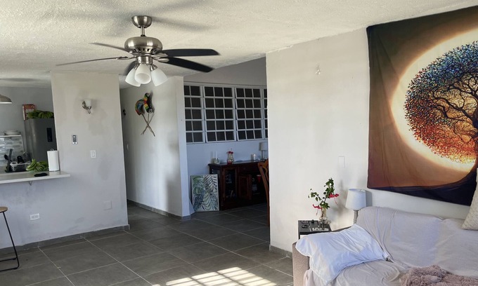 Punta Santiago Casa | Spacious villa by the beach