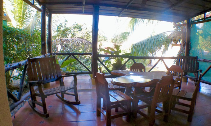 Barco Quebrado Villa | SPACIOUS VILLA CLOSE TO FAMOUS NOSARA BEACHES AND BEAUTIFUL PLAYA BARRIGONA