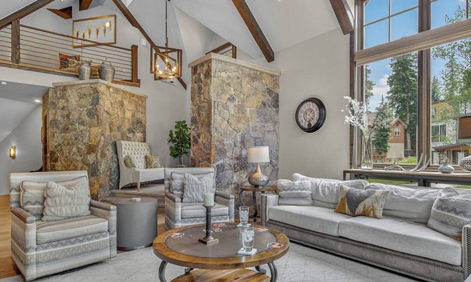Boulder Ridge Casa | Spacious w/Mountain Views + Hot Tub + Close to Peak 8 - Boulder Vista