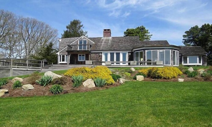 North Chatham Casa | Spacious Waterfront Home on Ryder's Cove! Pet Friendly too!