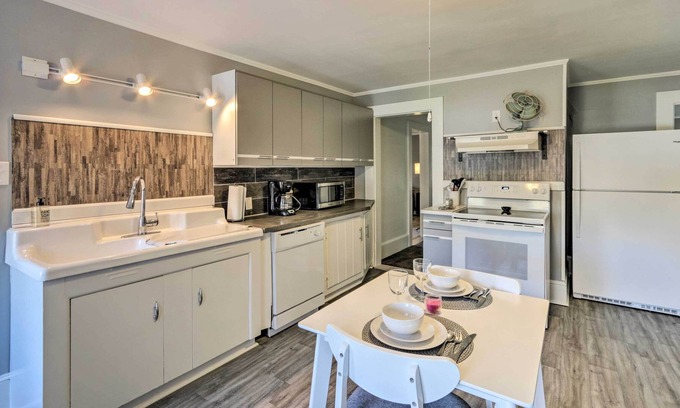 Watertown Apartamento | Spacious Watertown Apt ~ 4 Mi to State Park
