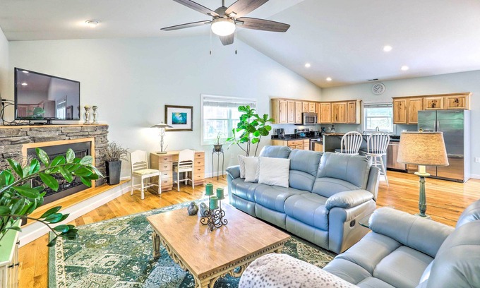 Weaverville Casa | Weaverville Home: Hot Tub & Open Living Space