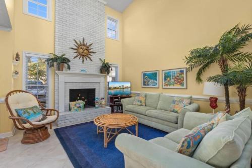 Windy Hill Casa | Spacious WH Cottage- 6 Bds- Pool- Block 2 Beach by myBeach Vacation Rentals