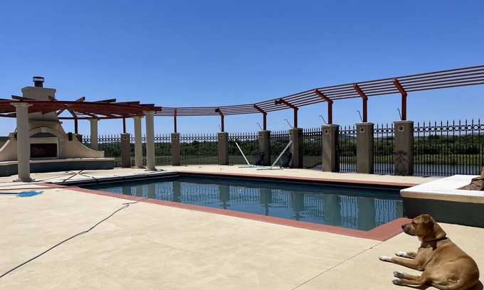Elgin Casa | Spacious with Spectacular Views near Fort Sill, Medicine Park, Lawton and Elgin!