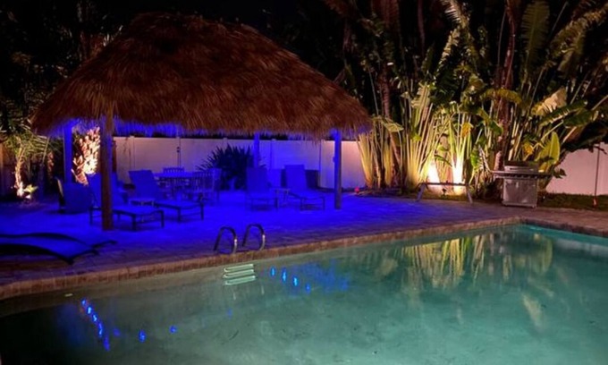 Indialantic By The Sea Casa | Spacous Beachouse with private pool