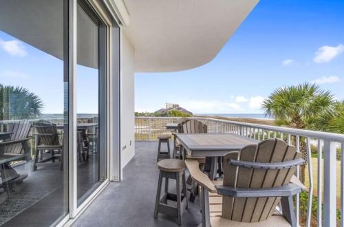 Chandelle First Casa | Spanish Key Unit 101
