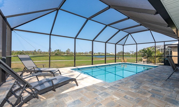 Cape Haze Casa | Spanish Villa with Pool overlooking golf course