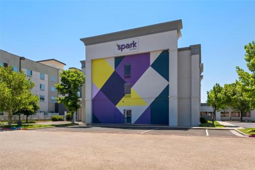 Amarillo Hotel | Spark by Hilton Amarillo West Medical Center