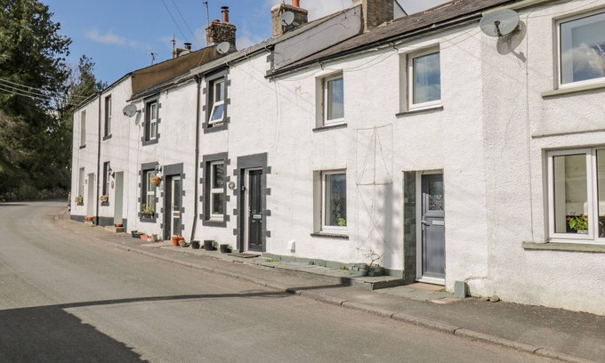 Threlkeld Cabaña | SPARROW COTTAGE, pet friendly, character holiday cottage in Keswick